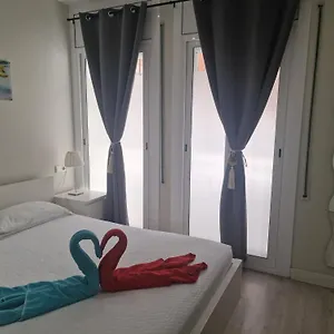 Barcelona, De 2 Habitaciones. L'Hospitalet de Llobregat